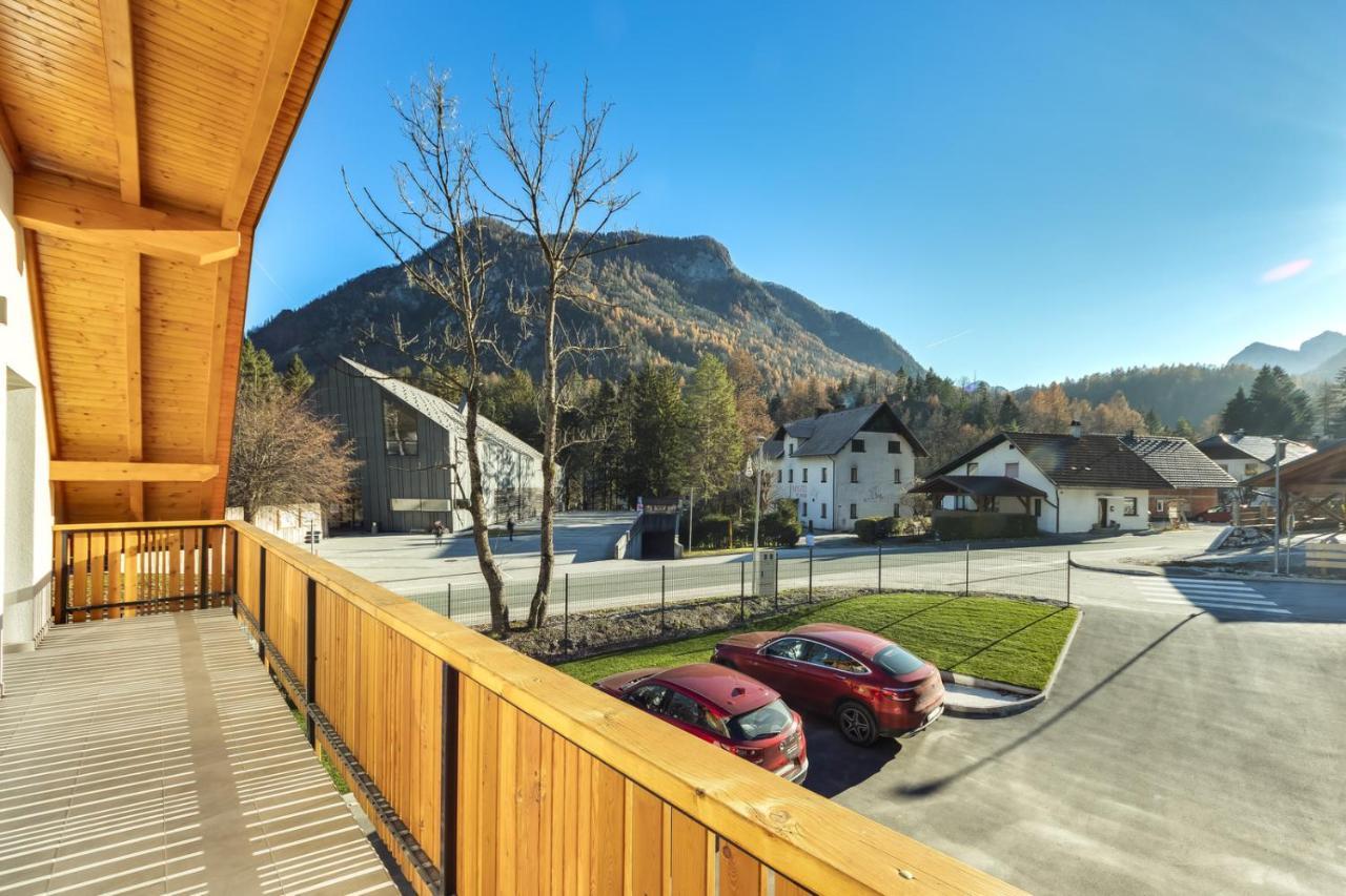 Chic Apartments With Balcony And Spa In Mojstrana Eksteriør billede